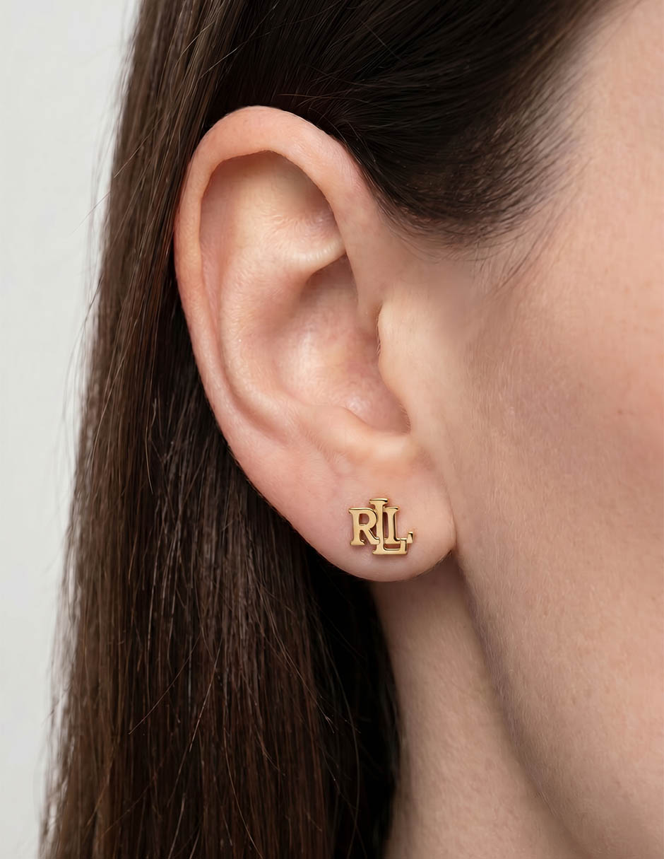 Set de aretes con acabado brillante