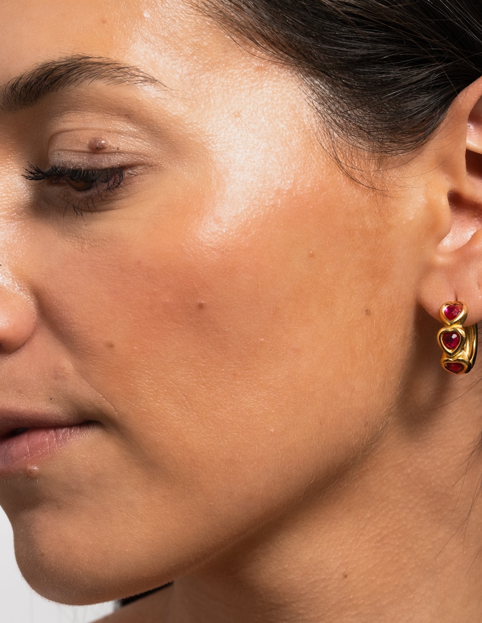 Arracadas de corazón vale con acabado baño de oro 14 k cristal 5