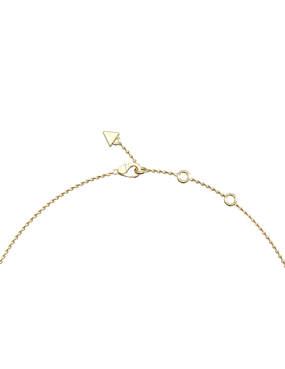 Collar con dije cuadrada 2