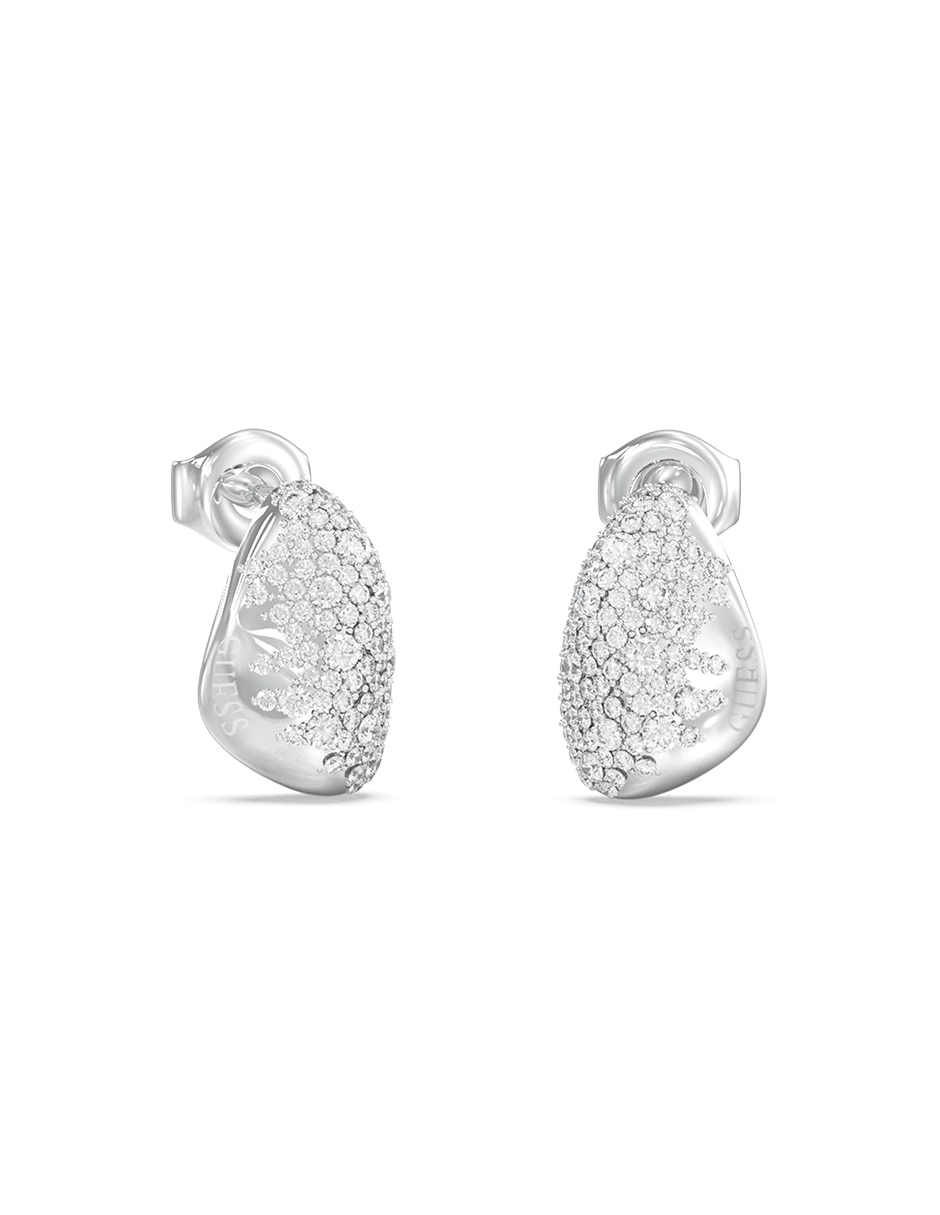Aretes ovalados Moon Drops con acabado pavé