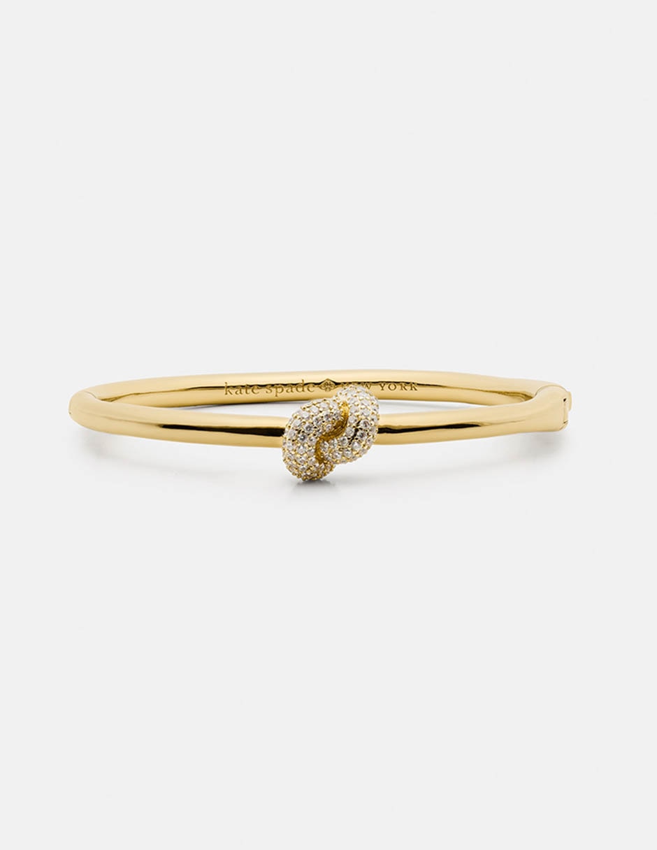 Pulsera con acabado brillante