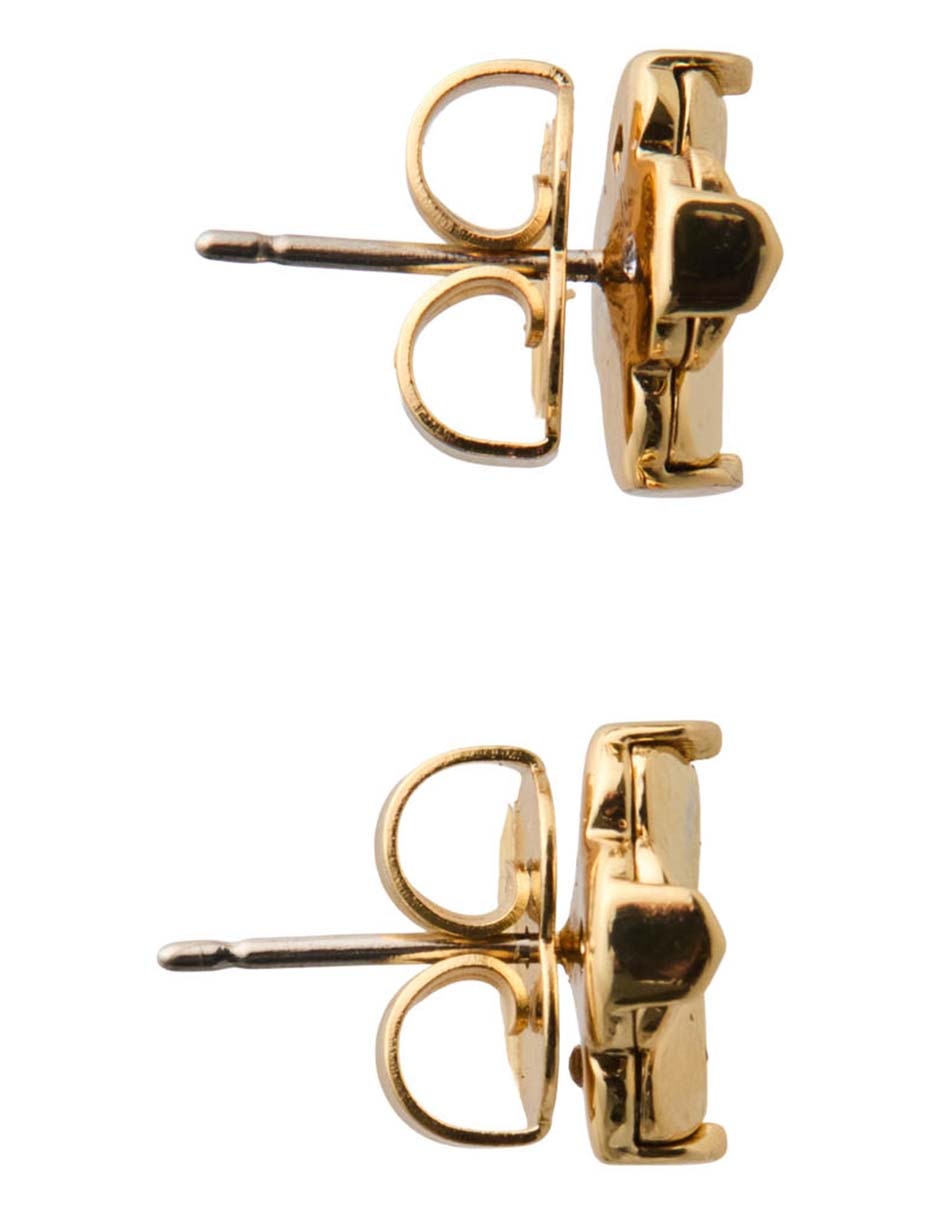 Aretes de flor con acabado brillante 3