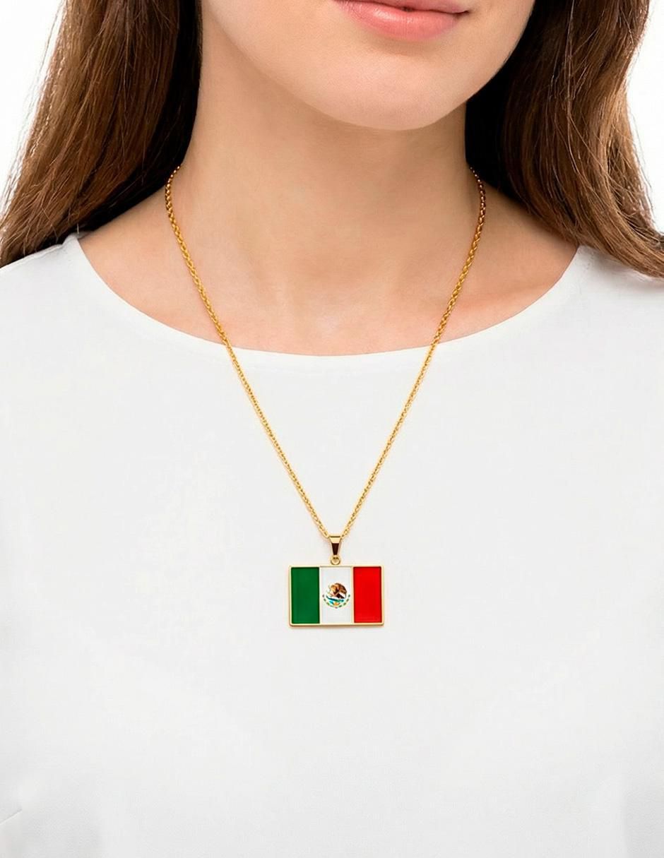 Collar con dije rectangular México Querido 4