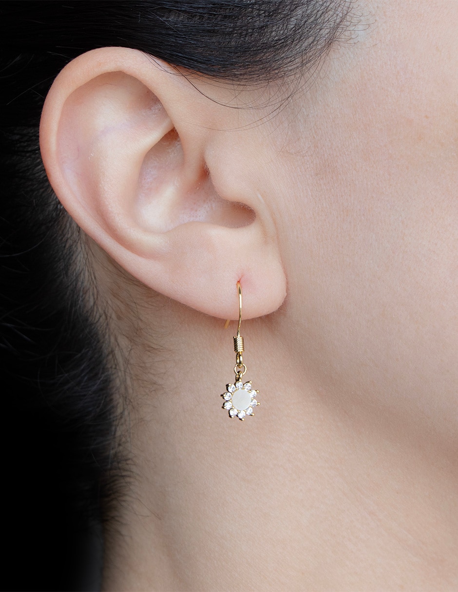Corto de flor flor pavé de metal con acabado pavé madre perla Corto de flor flor pavé de metal con acabado pavé madre perla