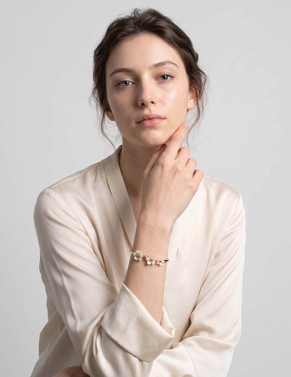 Pulsera con circonita acabado baño de oro 12 k