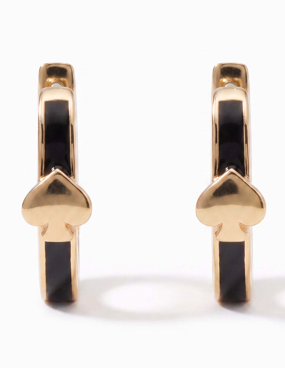 Aretes cortos con acabado baño de oro 12 k 1