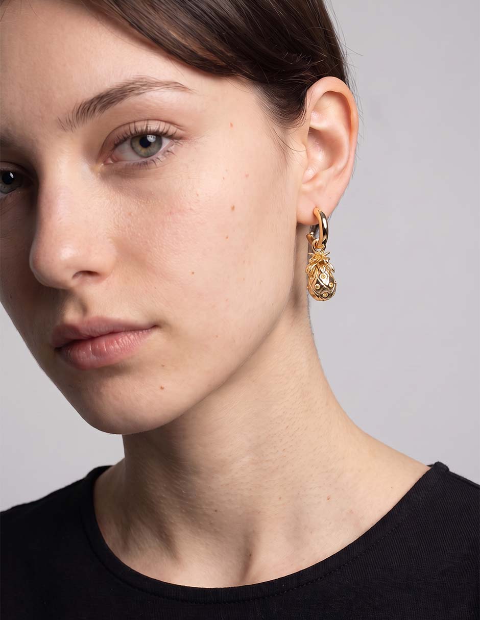 Aretes de piña con acabado brillante 2