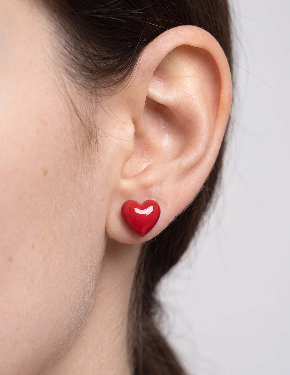 Aretes cortos con acabado pavé circonita