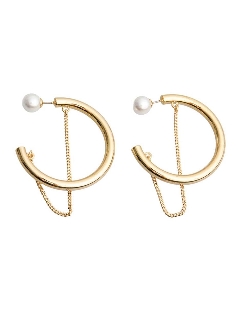 Aretes largos con acabado brillante 1