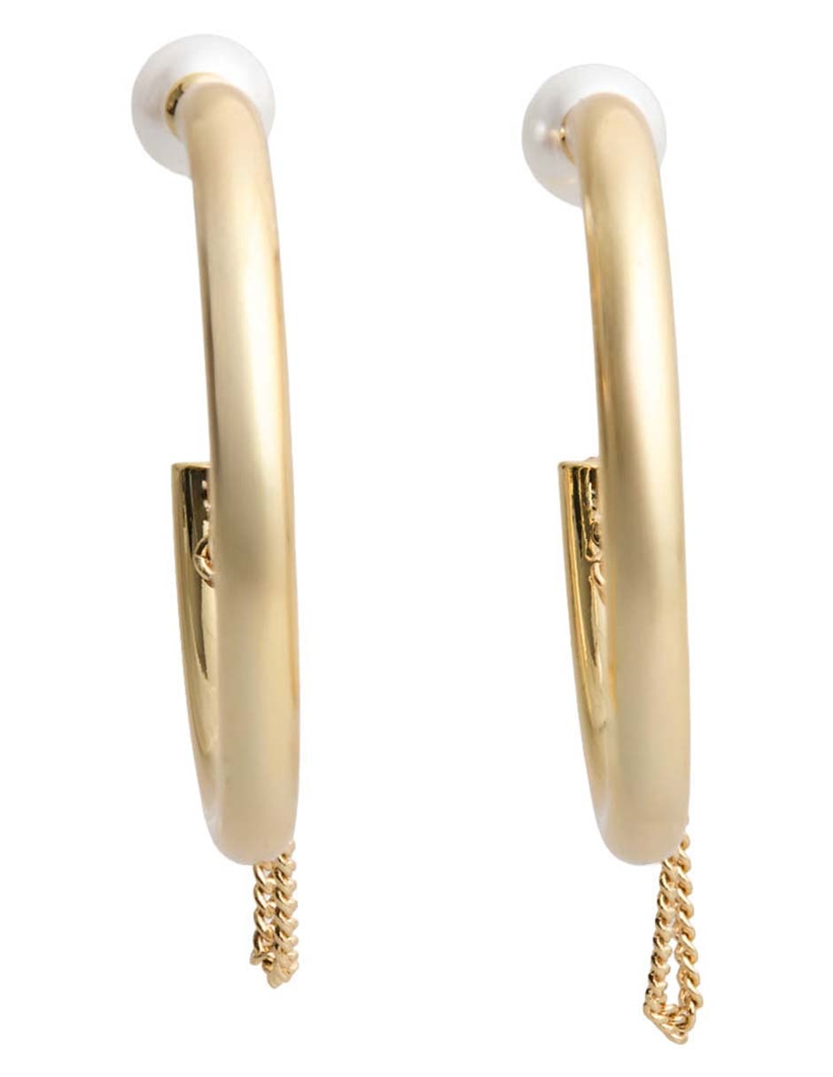 Aretes largos con acabado brillante 3