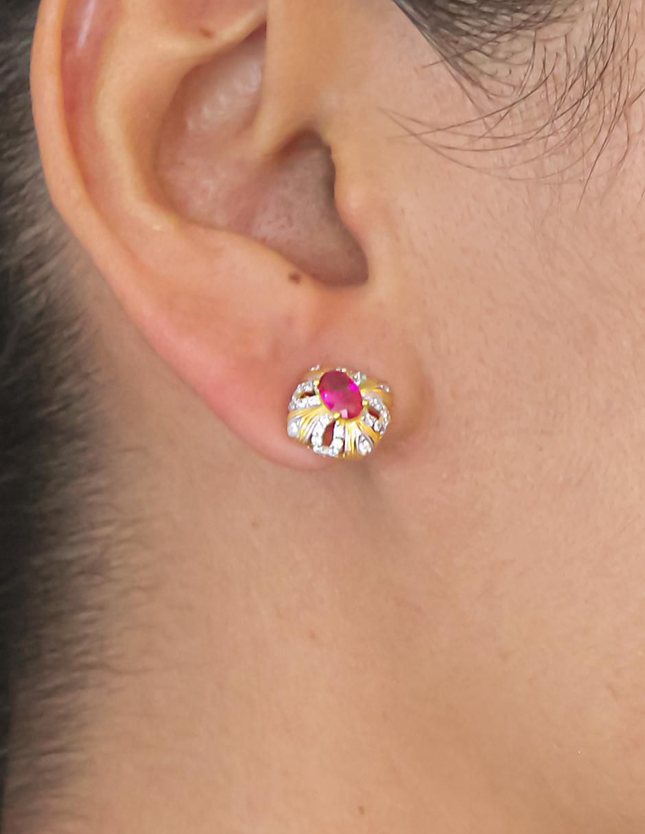 Aretes ovalados de plata P 925 con acabado chapa de oro 3