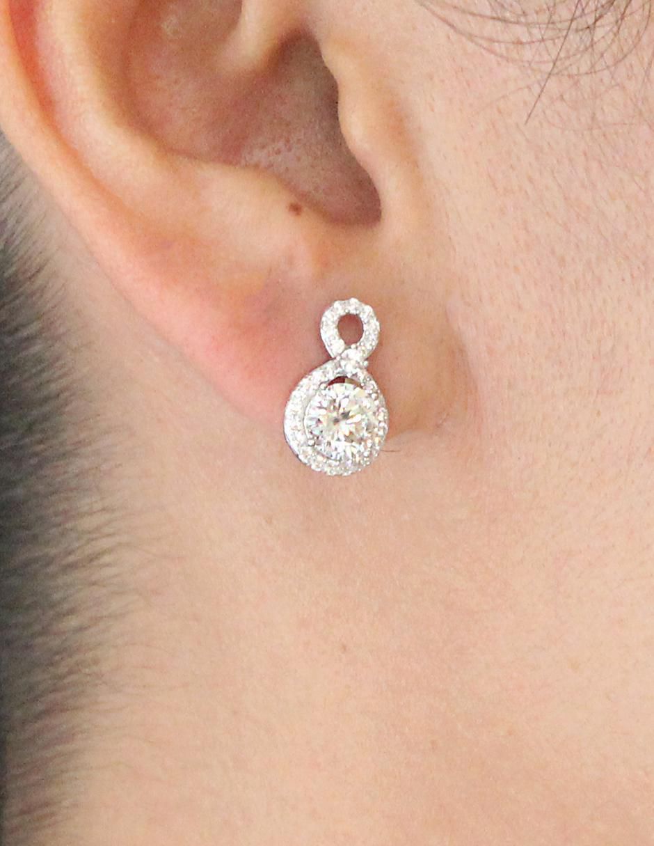Aretes cortos de plata P 925 con acabado baño de rodio 3