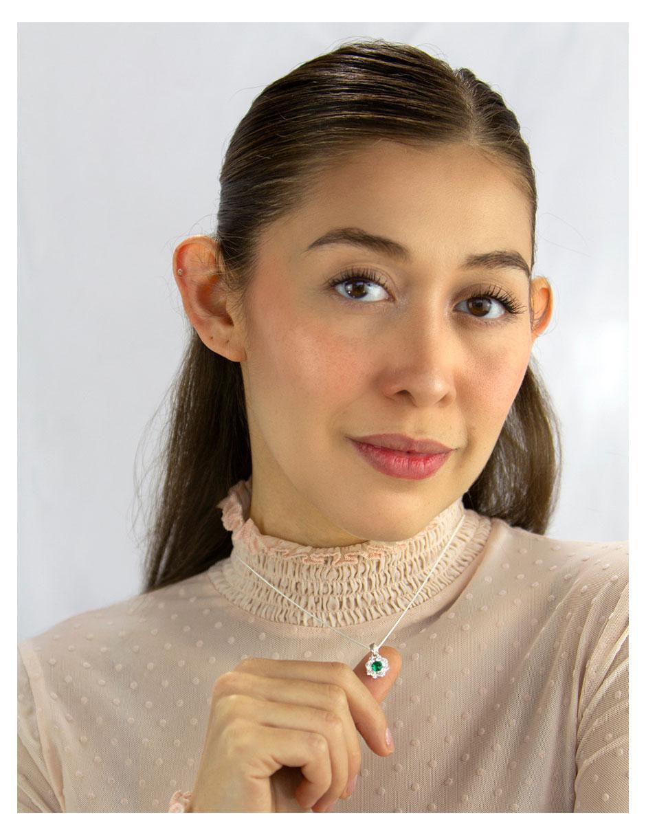 Collar con dije no aplica "de (si aplica)" flor crixus joyeria sin colección "de" plata p 925