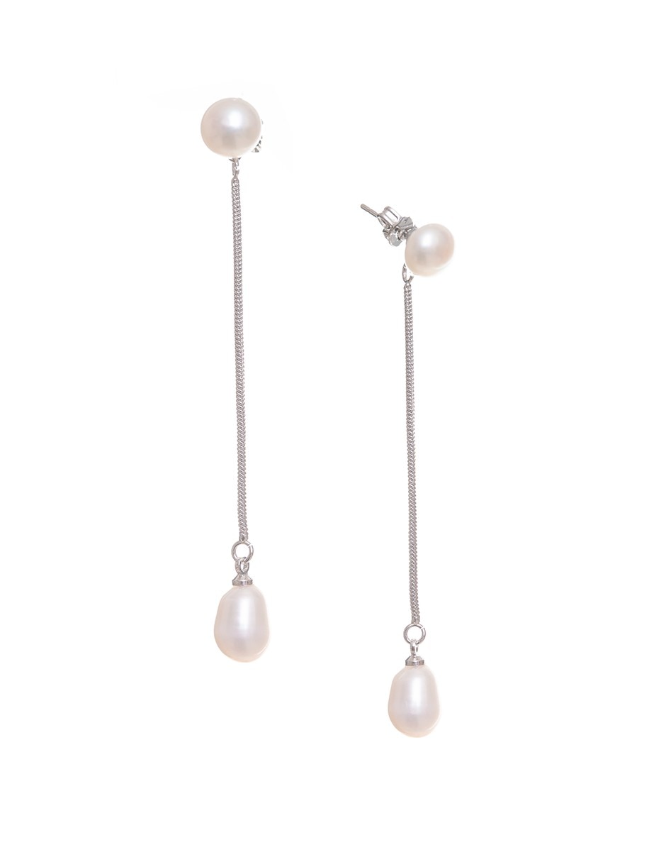 Aretes largos con acabado baño de rodio Perla