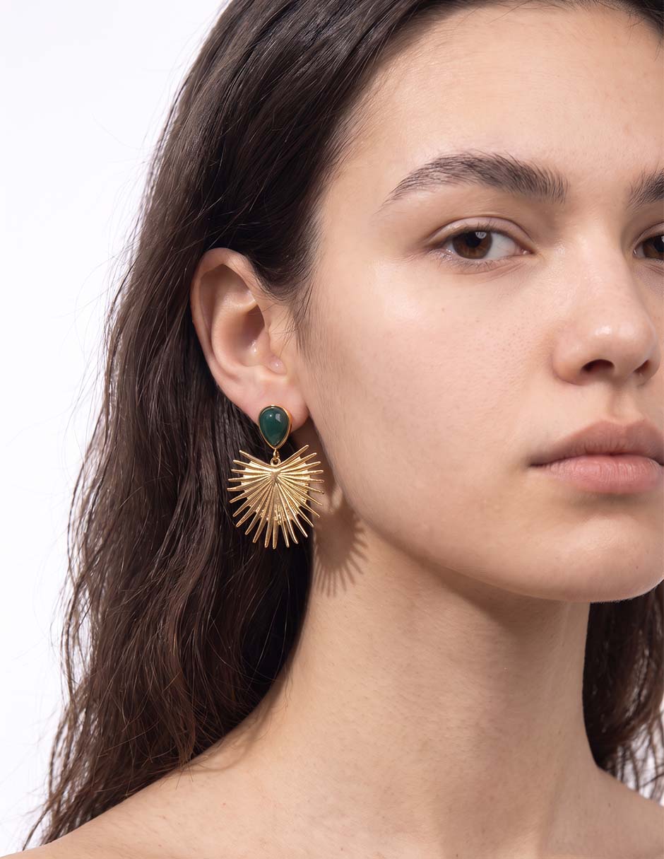 Aretes largos con acabado baño de oro 18 k 2