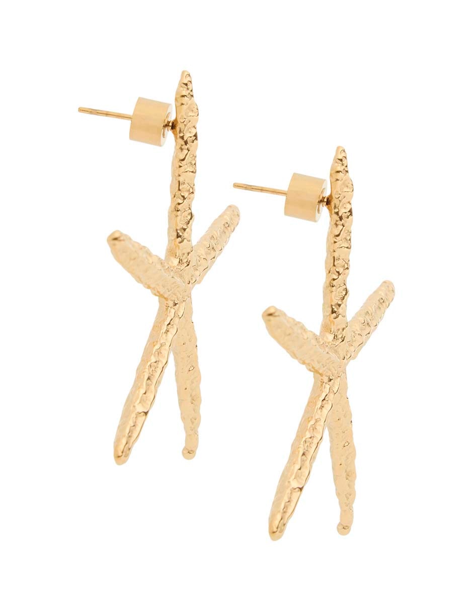 Aretes cortos de estrella de mar con acabado baño de oro 18 K 4