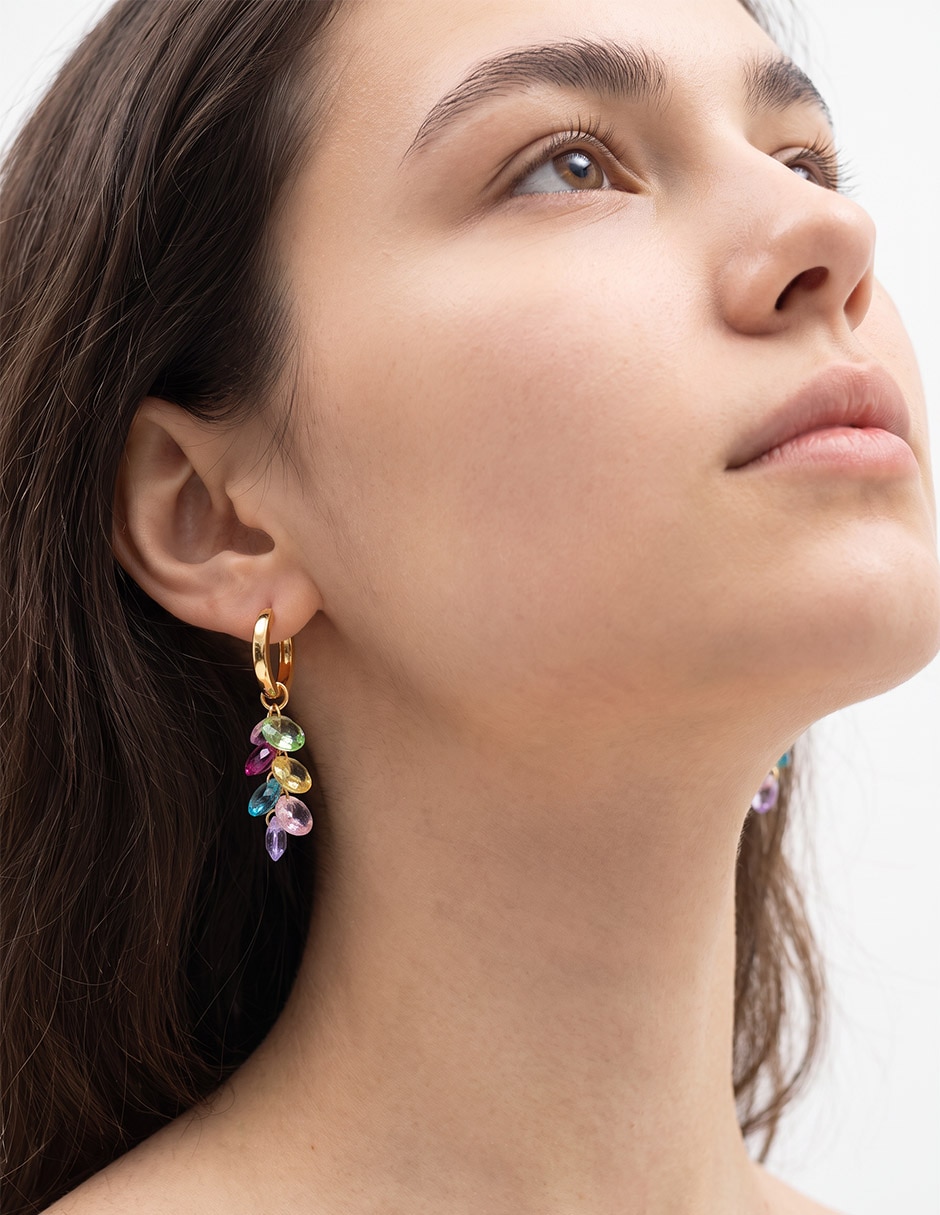 Aretes largos con acabado baño de oro 18 K 2