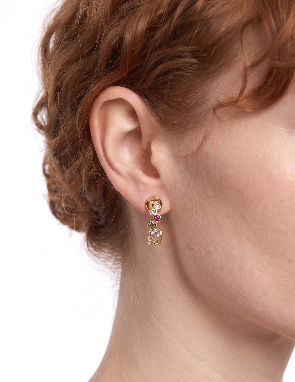 Arete corto circular de baño de oro 18 k con acabado brillante 2