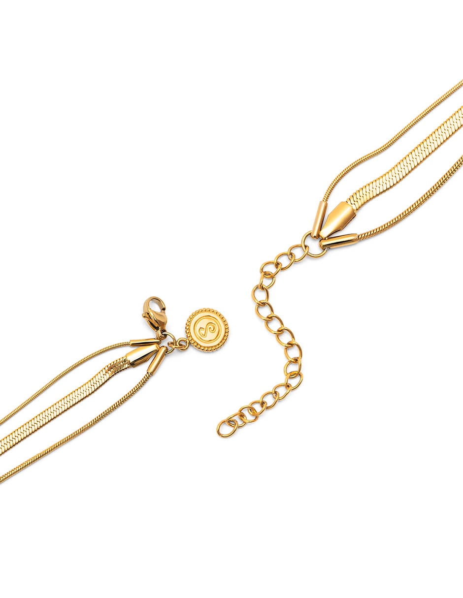Aretes cortos de flor con acabado baño de oro 18 k 2