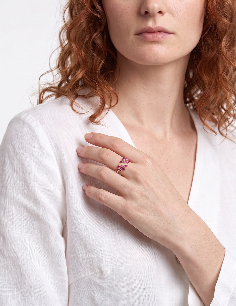 Anillo con acabado baño de oro rosa 18 K de plata circonita 2