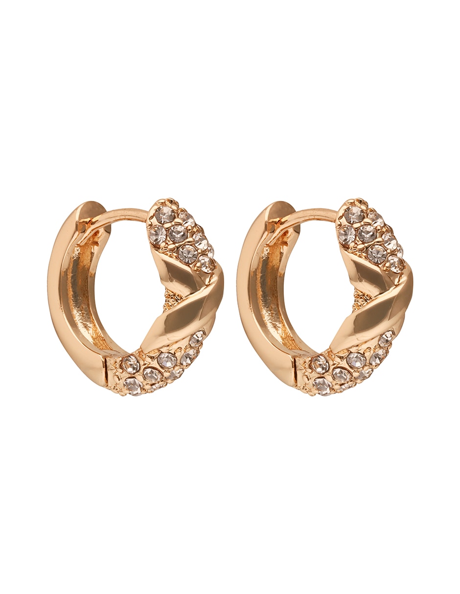Aretes Bleeker Street con acabado pavé 2