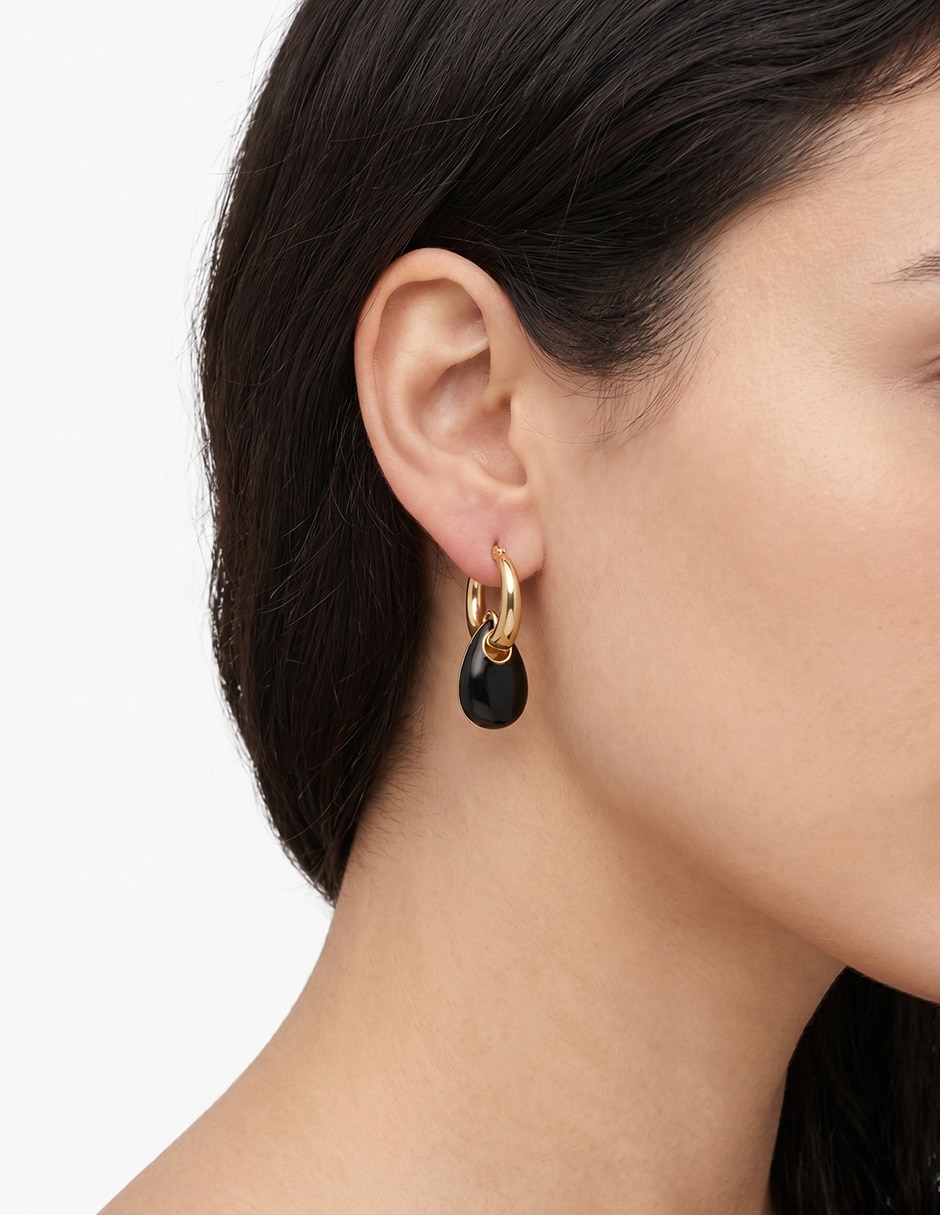Aretes cortos de gota Rommily con acabado mate 3