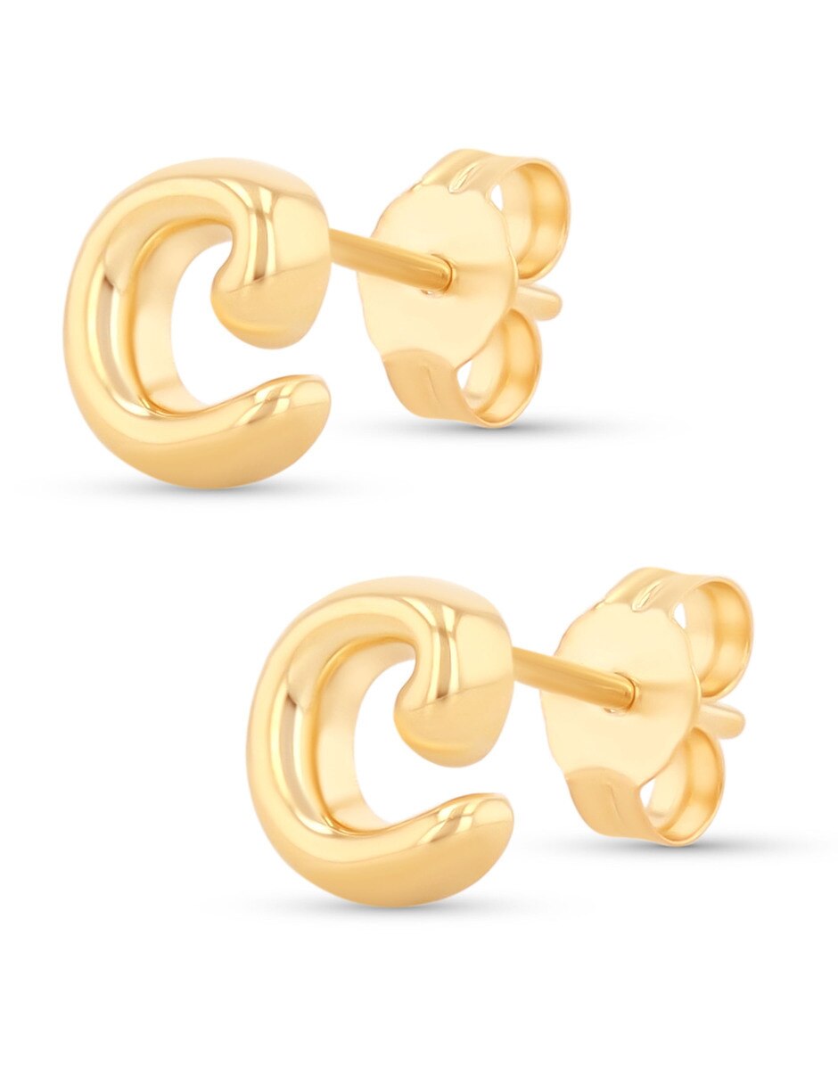Aretes cortos de Letra C de oro rosa 10 K con acabado brillante 4