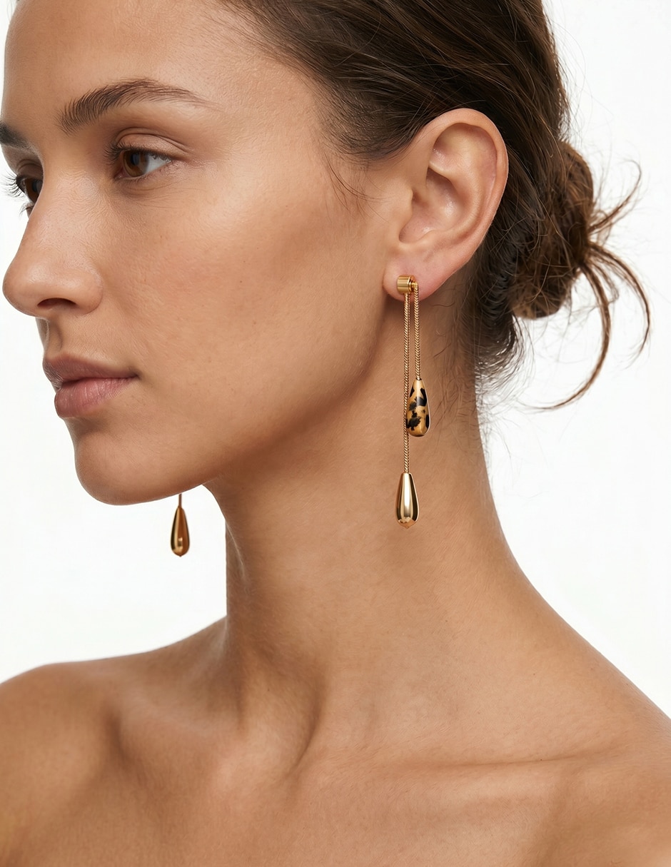 Aretes de gota Nine West Animal Print Recolors con acabado pulido