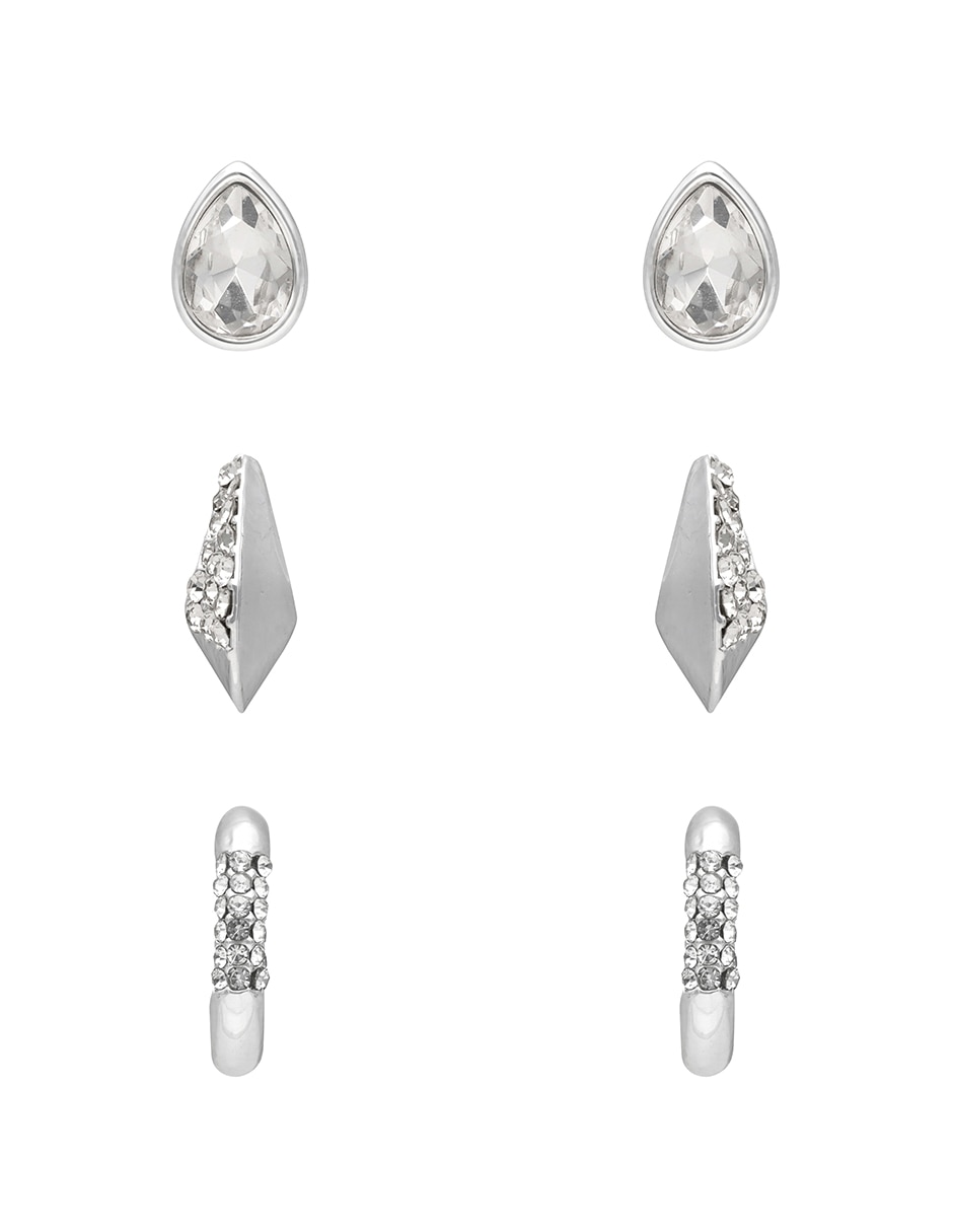 Aretes cortos Nine West Silver Pave con acabado brillante cristal