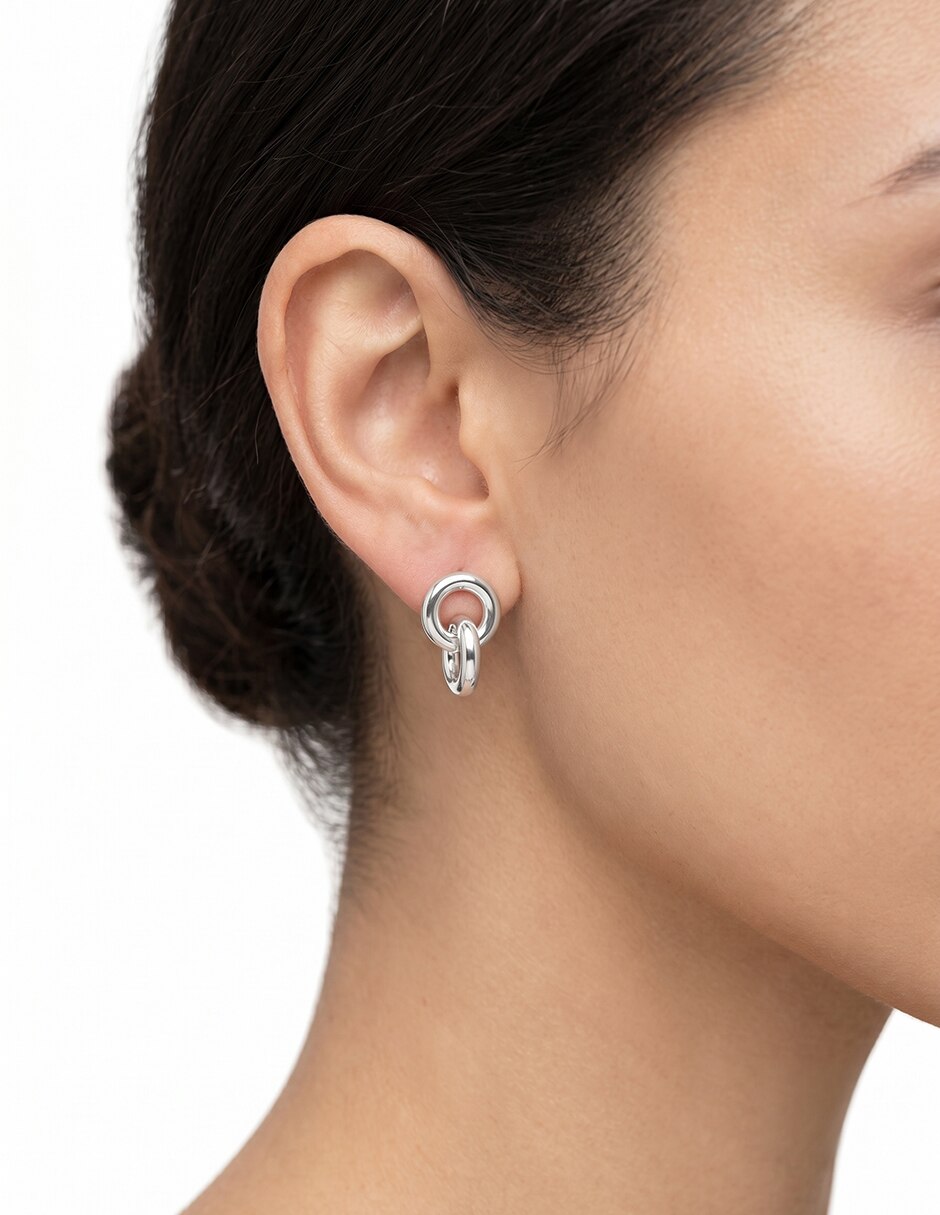 Aretes Overlapping Rings con acabado brillante 3