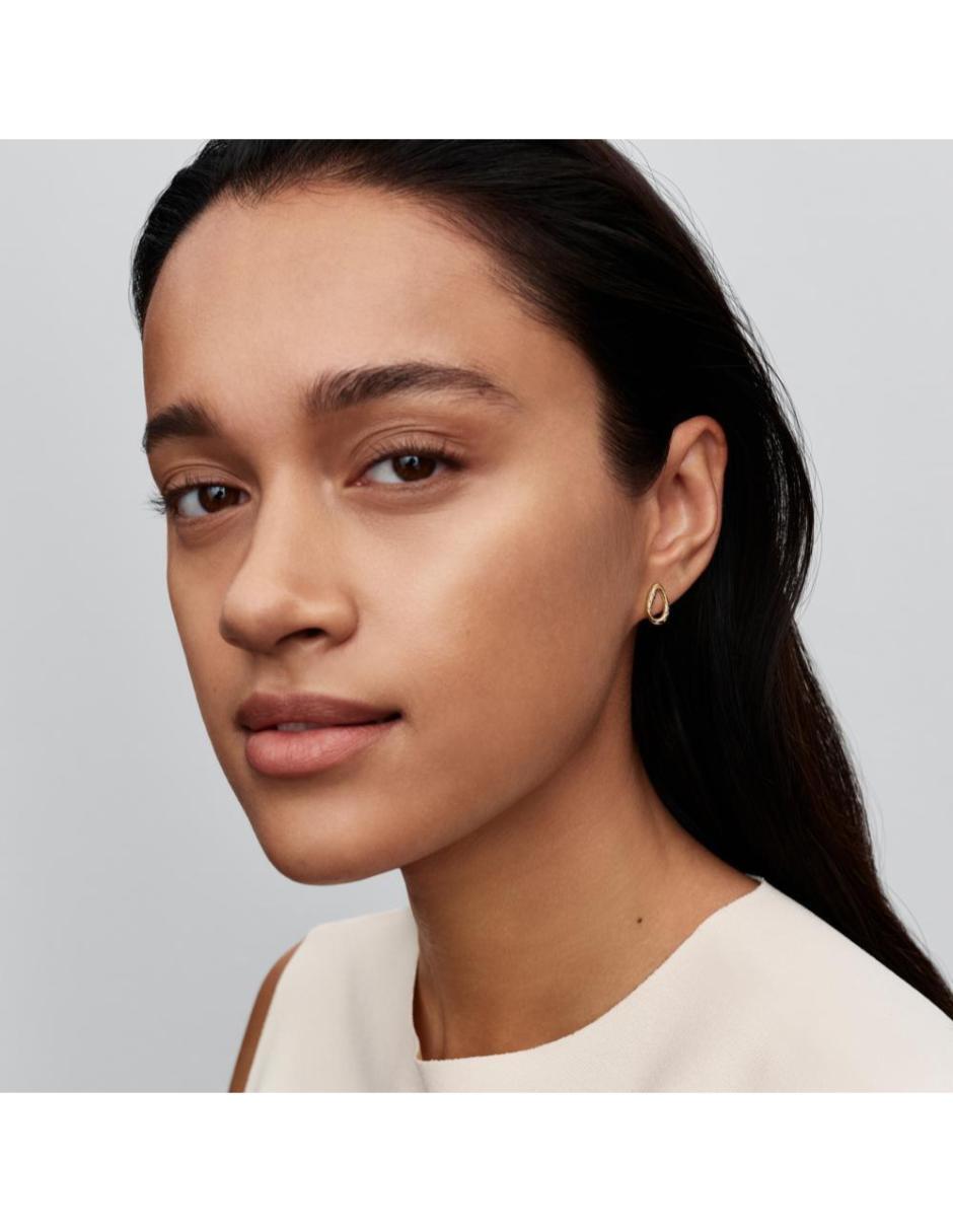 Aretes cortos Pandora Essence de plata P 925 con acabado baño de oro zirconia cúbica