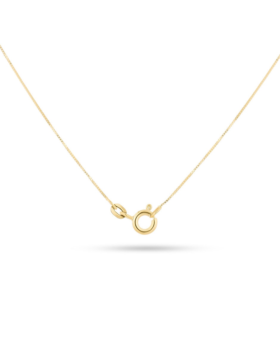 Collar con dije de letra P de oro amarillo 14 k