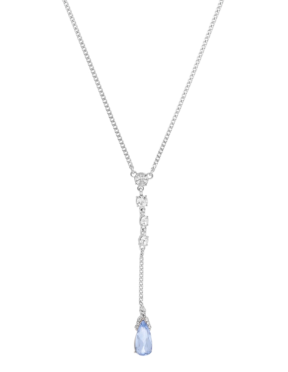 Collar Perfectly Pristine
