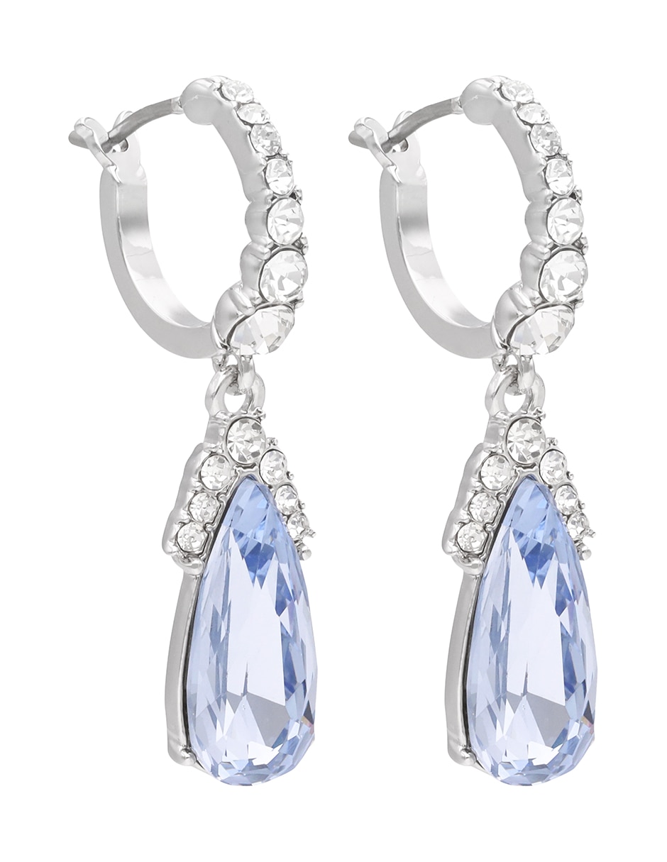Aretes cortos Perfectly Pristine con acabado brillante 3