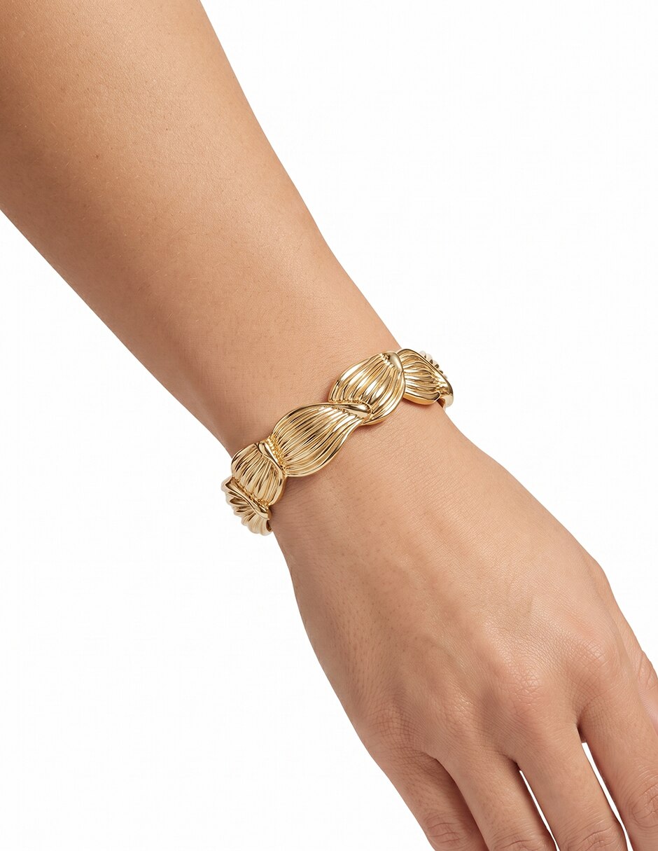 Pulsera Gold Petals con acabado pulido 2