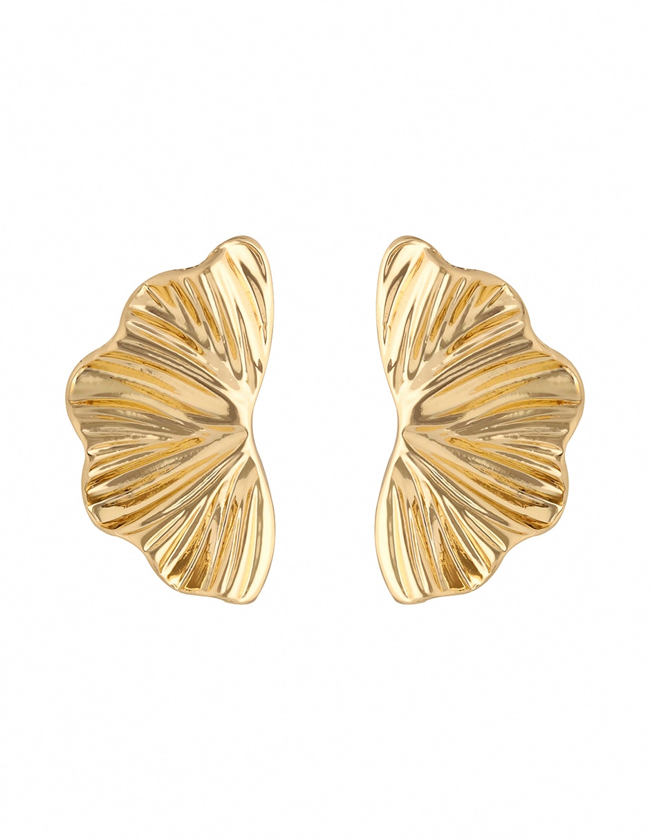 Aretes Gold Petals con acabado pulido