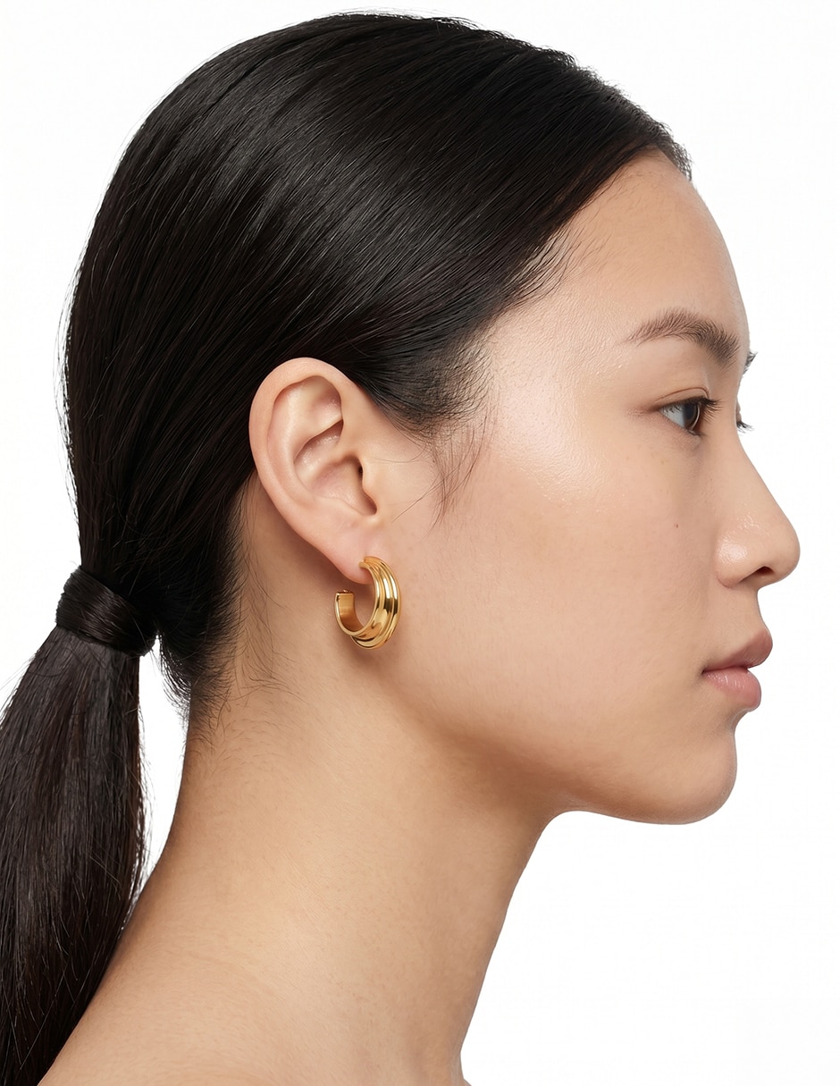 Aretes cortos con acabado martillado 3