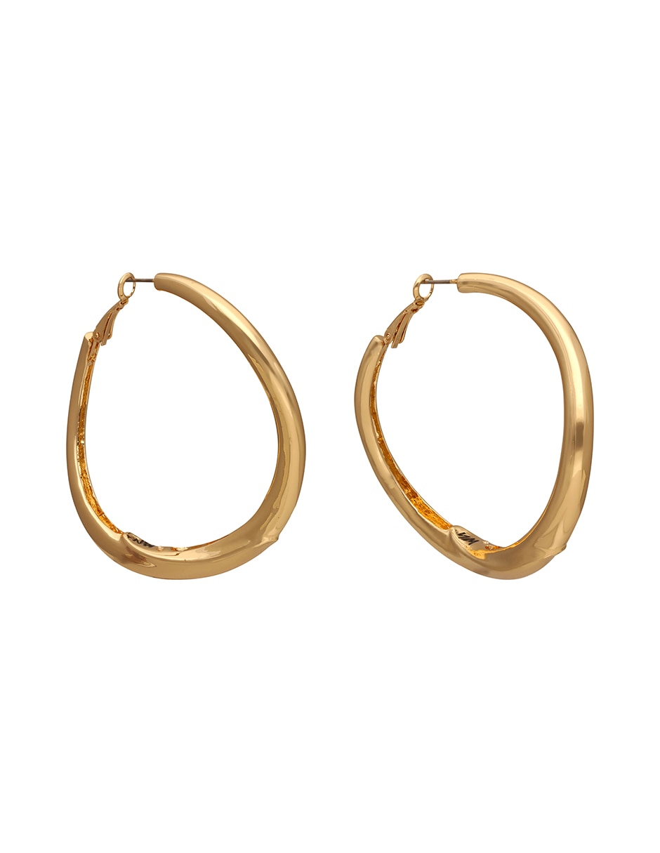 Aretes cortos con acabado pulido 1