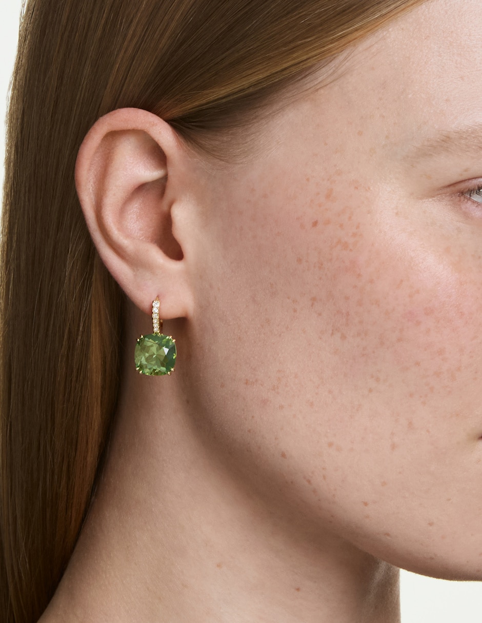 Aretes cortos Octagonal Millenia con acabado brillante
