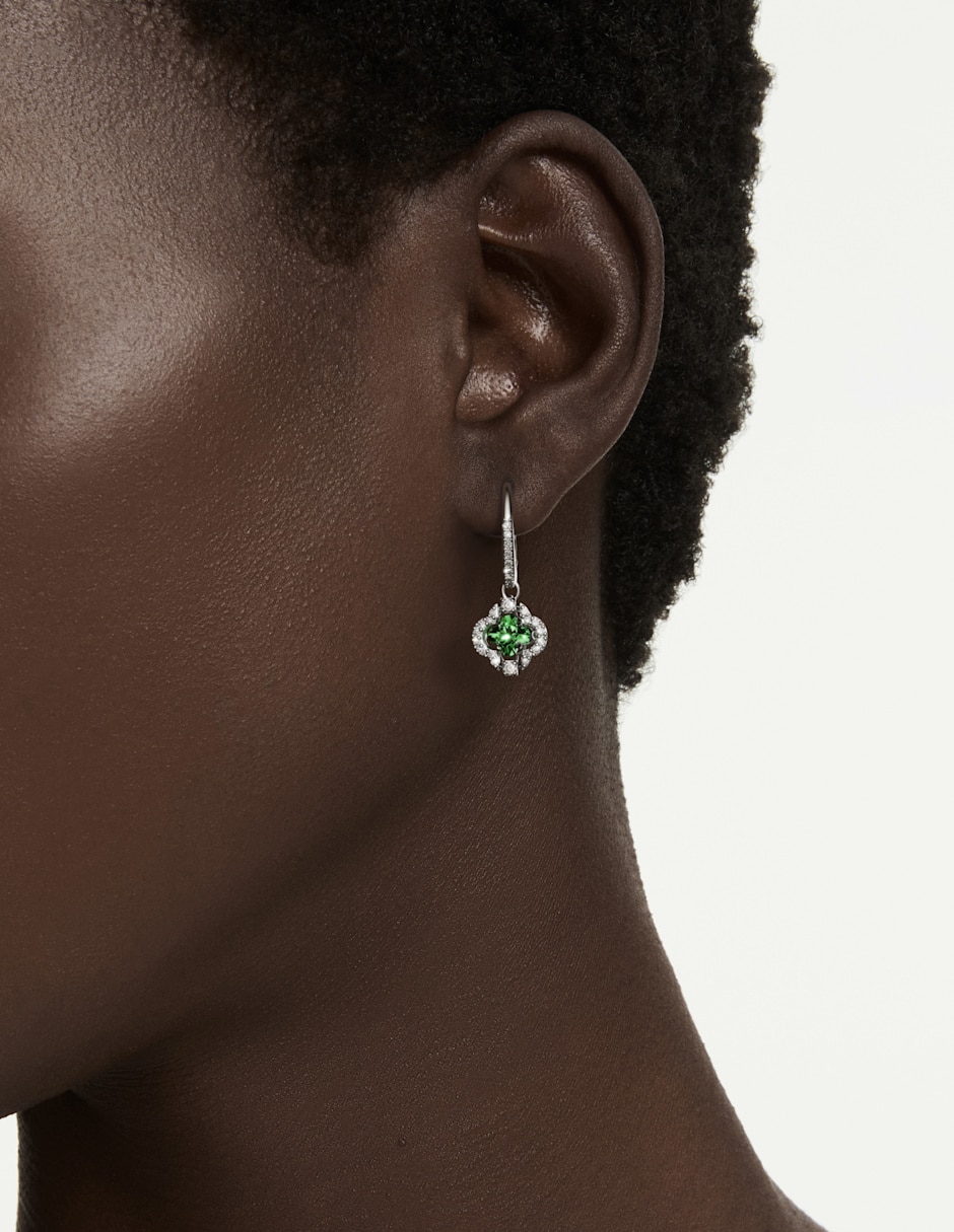 Aretes cortos Trébol Una con acabado brillante 4