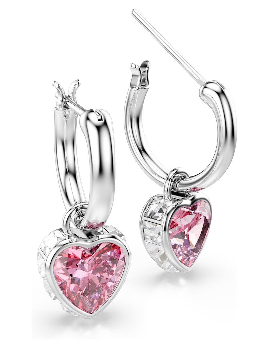 Aretes cortos de Corazón Chroma con acabado brillante 3