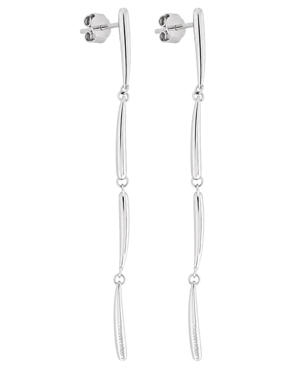 Aretes largos Elongated Drop Le con acabado brillante
