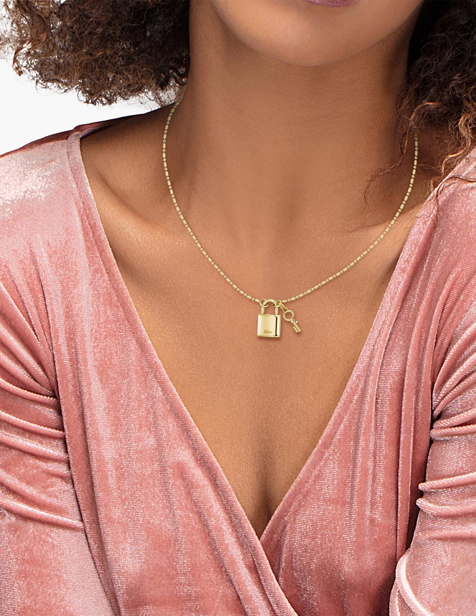 Collar con dije symbol 3