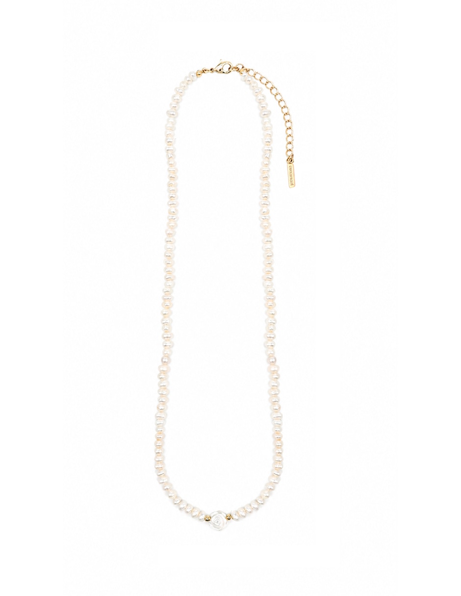 Collar de perla potato blanca de metal 3