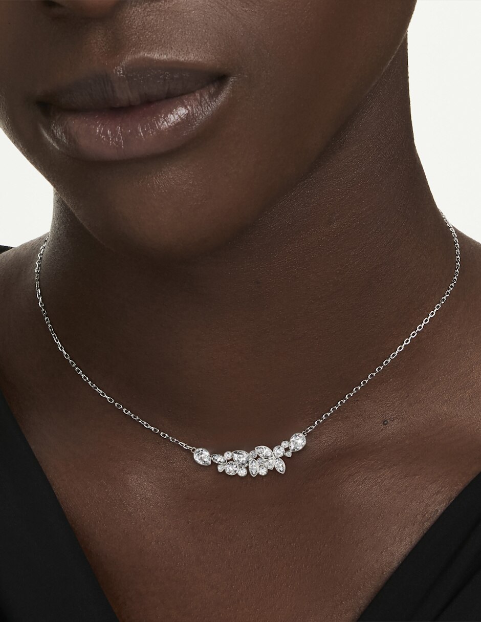 Collar con dije de diapason de rodio 5