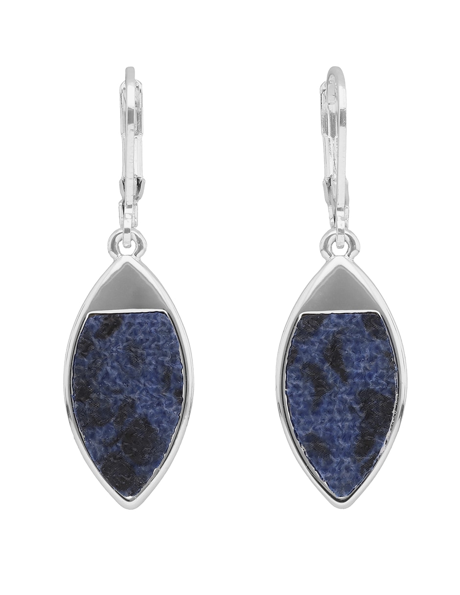 Aretes de gota con acabado brillante