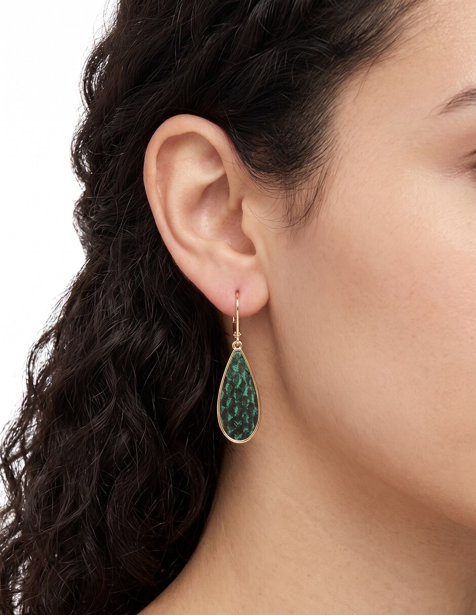 Aretes de gota con acabado brillante 3