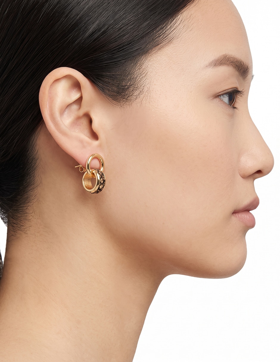 Aretes circulares Metallic Textured Color con acabado pulido 3