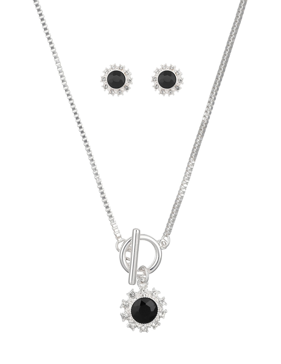 Aretes y collar de aleación de metal
