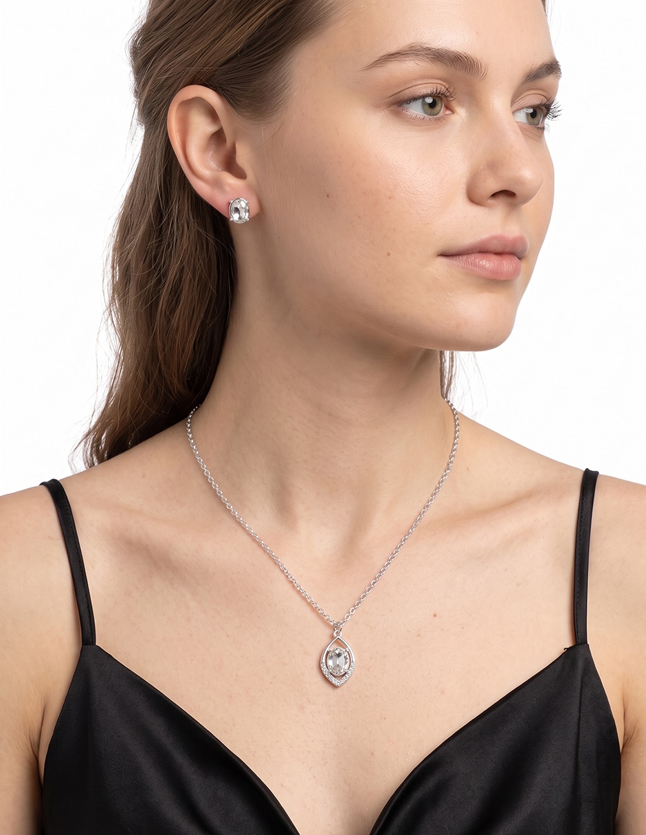 Aretes y collar box
